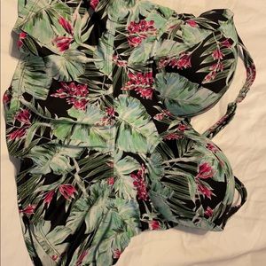 Palm tree pattern swim suit top from Torrid size 2